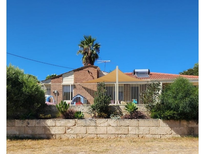 55 Monument Drive, Beldon WA 6027