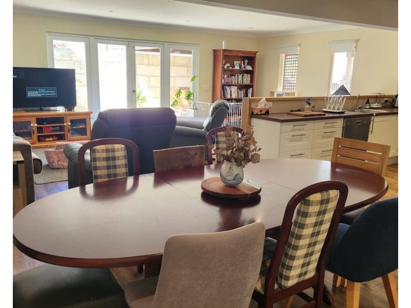 55 Monument Drive, Beldon WA 6027