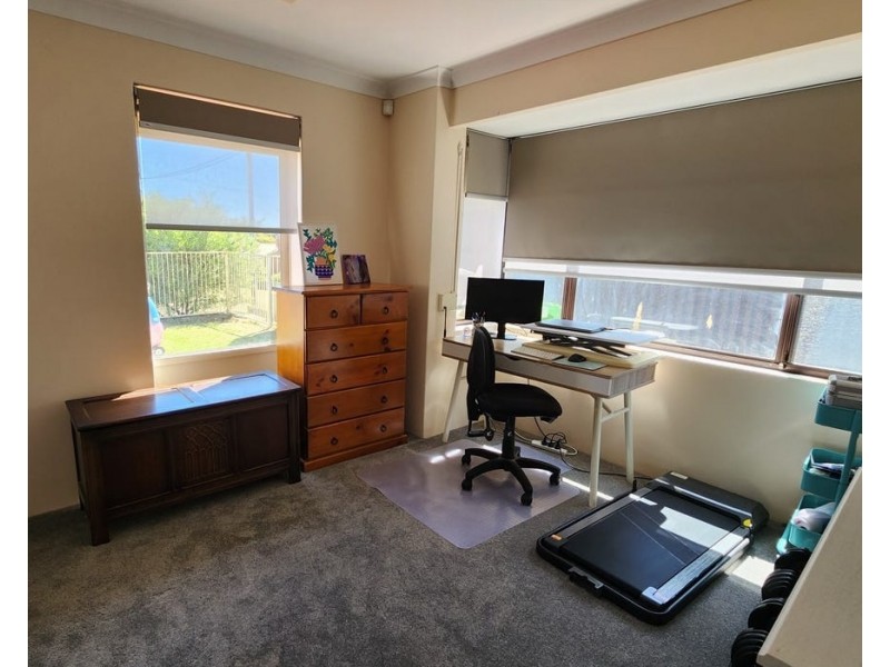 55 Monument Drive, Beldon WA 6027