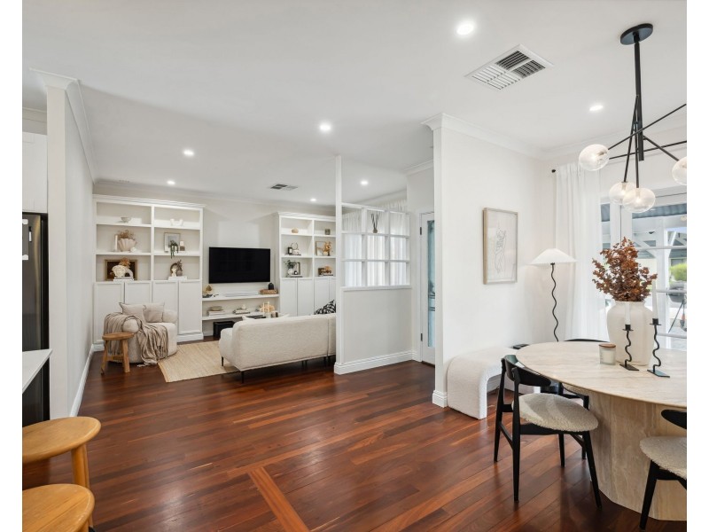 196 Corinthian Road East, Riverton WA 6148