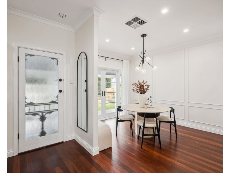 196 Corinthian Road East, Riverton WA 6148