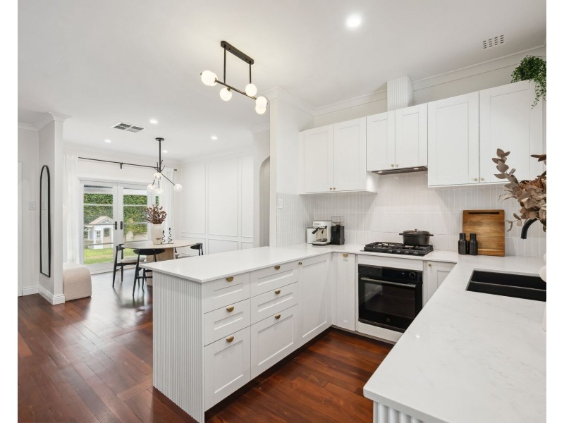 196 Corinthian Road East, Riverton WA 6148