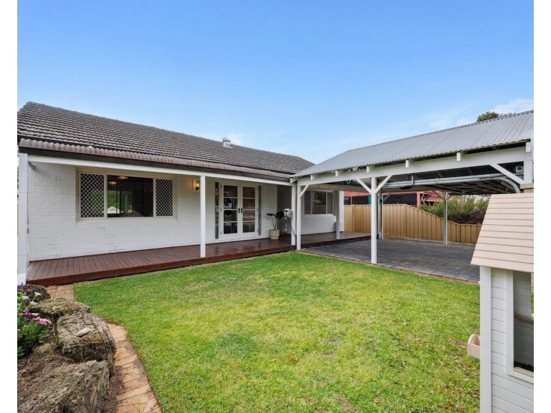 196 Corinthian Road East, Riverton WA 6148