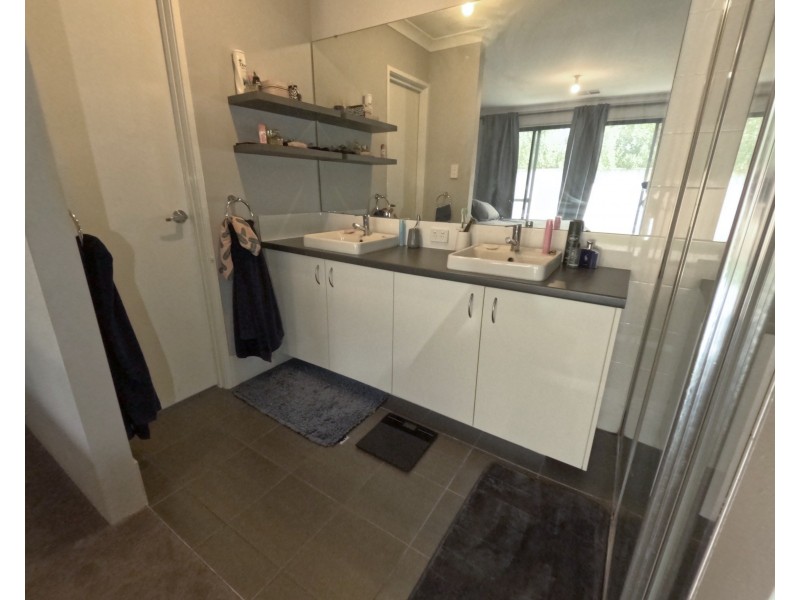 18 Lutea Loop, Hilbert WA 6112