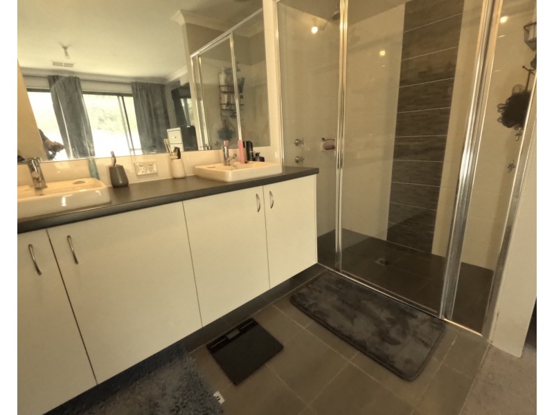 18 Lutea Loop, Hilbert WA 6112