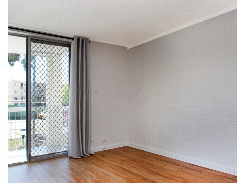 16/8 Kathleen Avenue, Maylands WA 6051