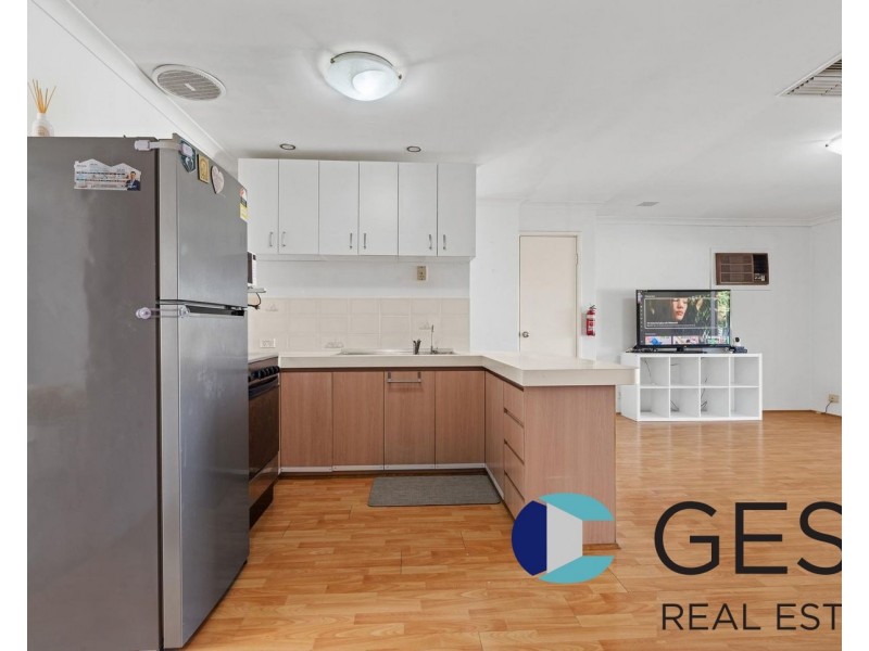 25 Coppercups Retreat, Mirrabooka WA 6061