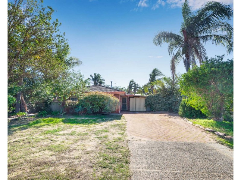39 Amberton Avenue, Girrawheen WA 6064