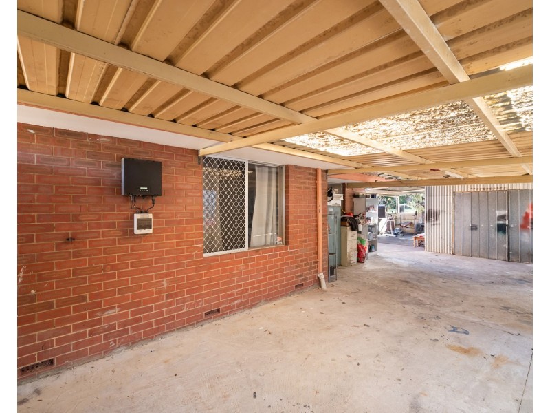 39 Amberton Avenue, Girrawheen WA 6064