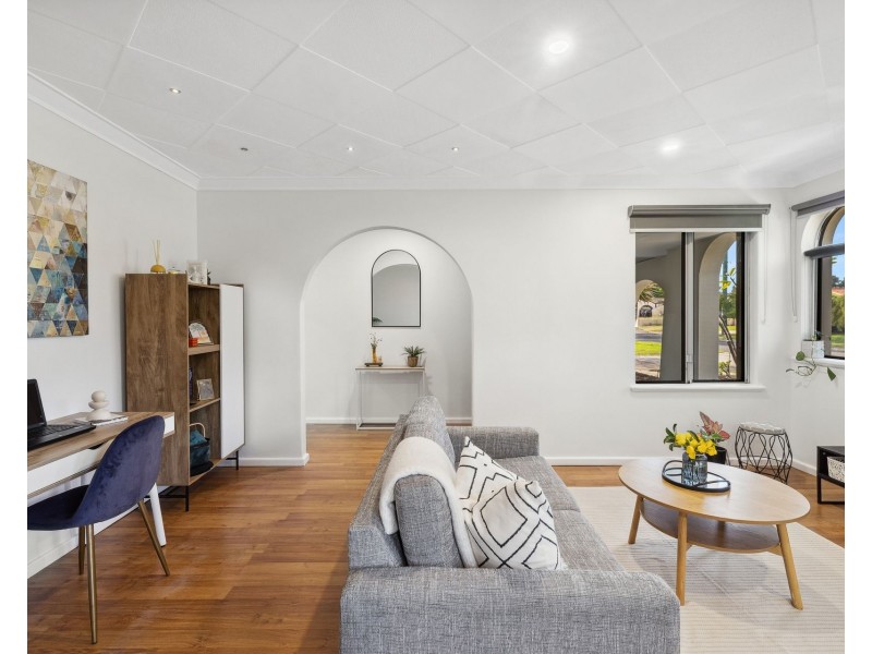 42 FARLEY WAY, Bayswater WA 6053