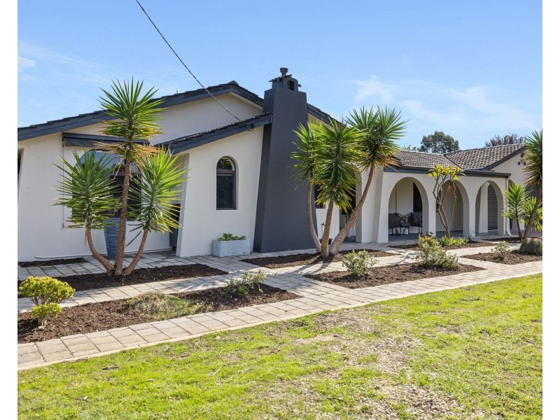 42 FARLEY WAY, Bayswater WA 6053
