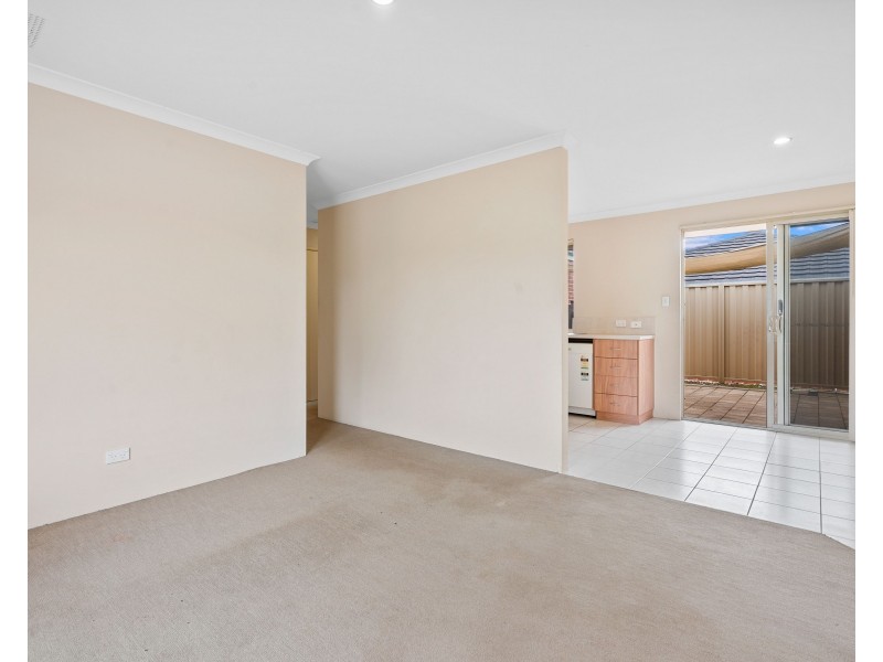 43A Stroughton Road, Westminster WA 6061