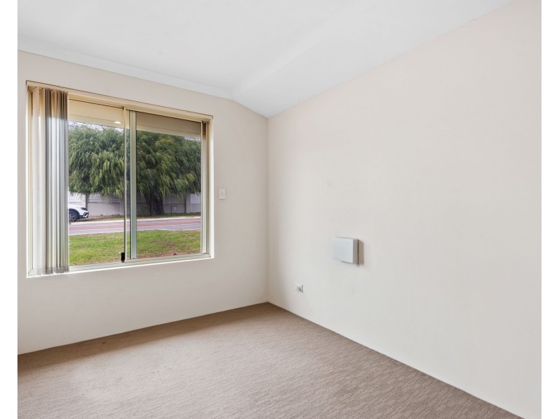 43A Stroughton Road, Westminster WA 6061