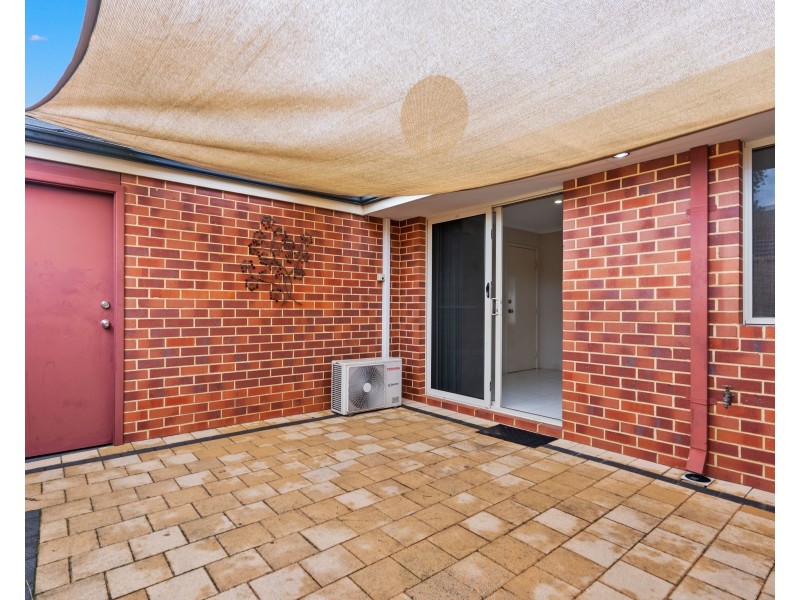 43A Stroughton Road, Westminster WA 6061