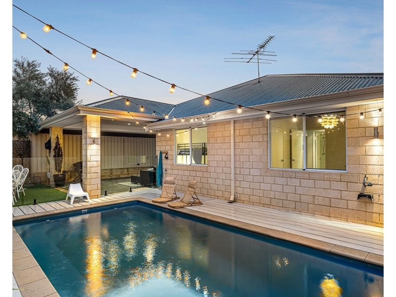 76 Appleby Drive, Darch WA 6065