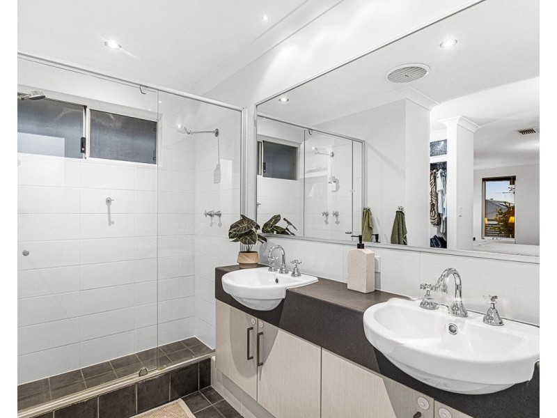 76 Appleby Drive, Darch WA 6065