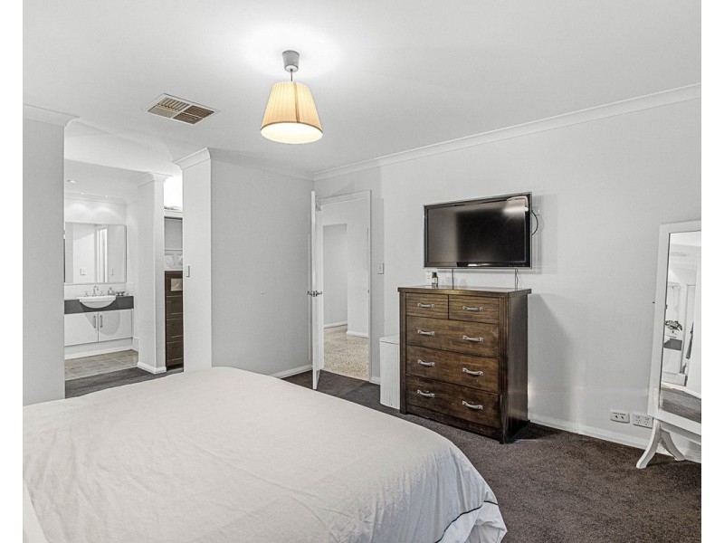 76 Appleby Drive, Darch WA 6065