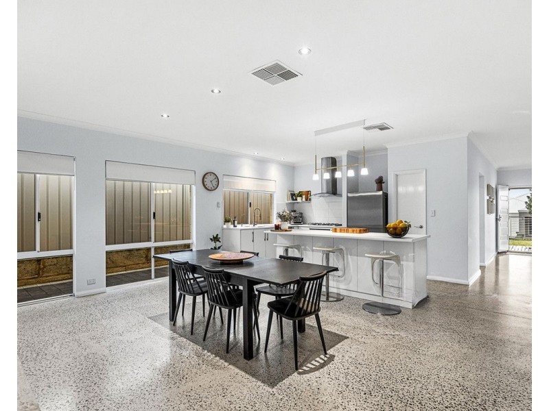 76 Appleby Drive, Darch WA 6065