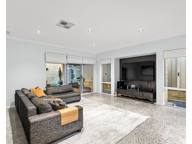 76 Appleby Drive, Darch WA 6065