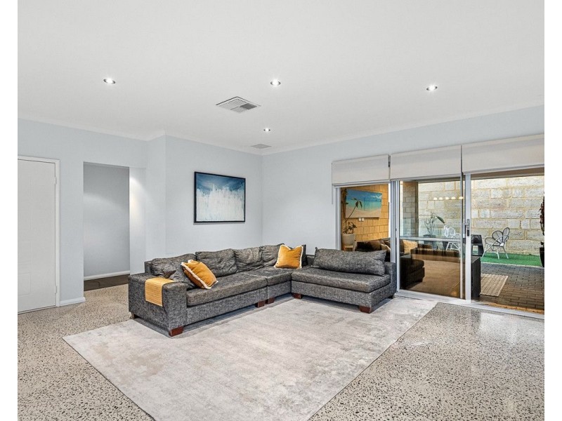 76 Appleby Drive, Darch WA 6065