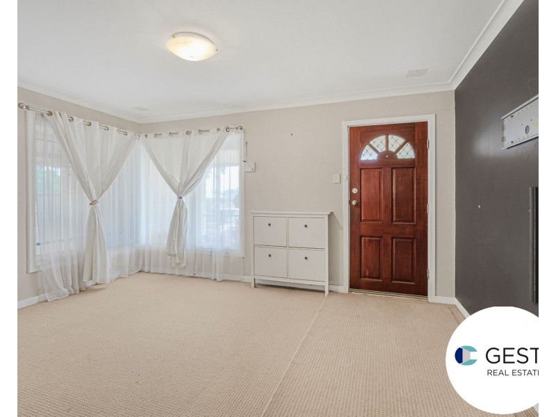20 Winterton Way, Girrawheen WA 6064