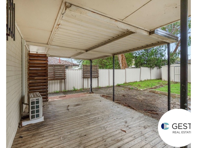 20 Winterton Way, Girrawheen WA 6064
