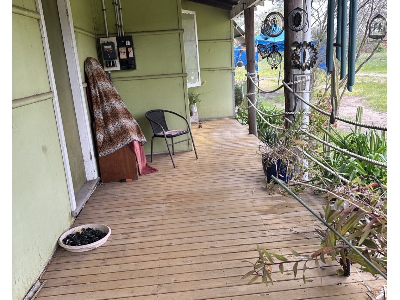 818 Pinjarra Road, Furnissdale WA 6209