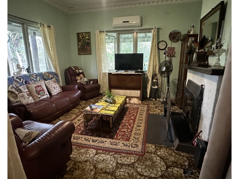 818 Pinjarra Road, Furnissdale WA 6209