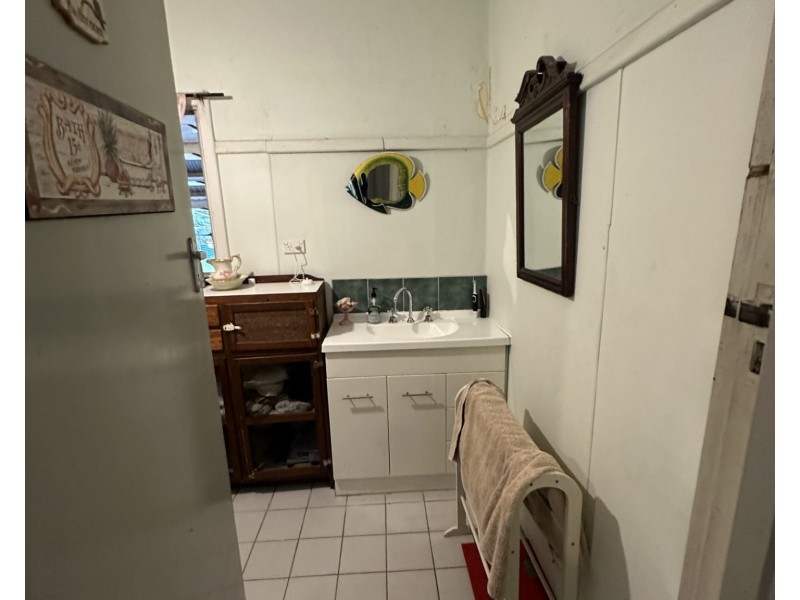 818 Pinjarra Road, Furnissdale WA 6209