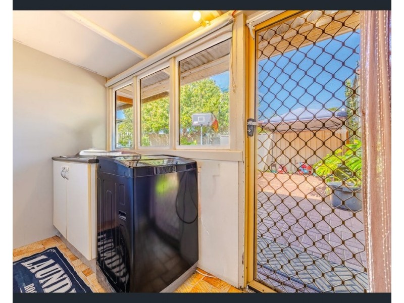 33 Eacott Street, Mandurah WA 6210