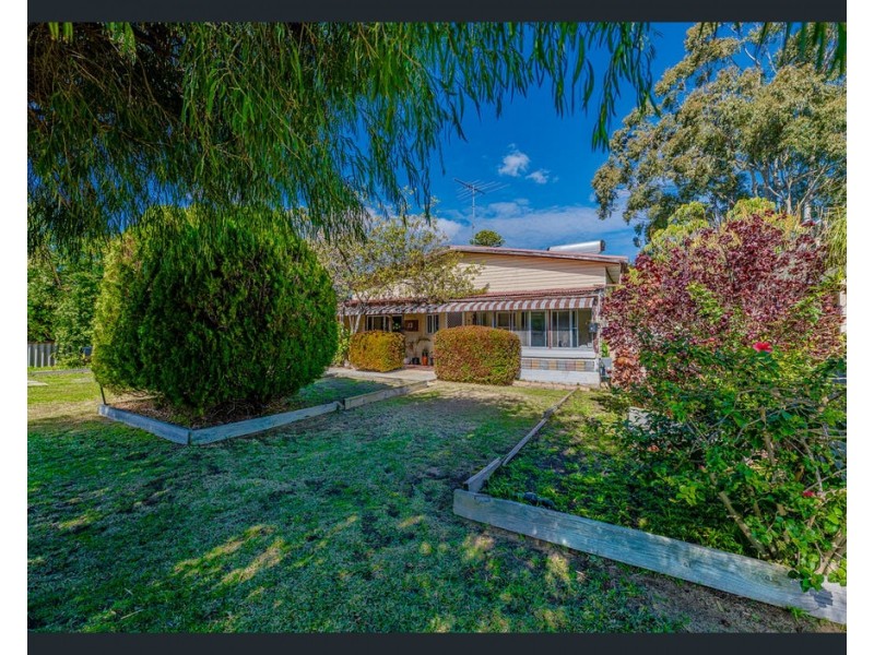 33 Eacott Street, Mandurah WA 6210