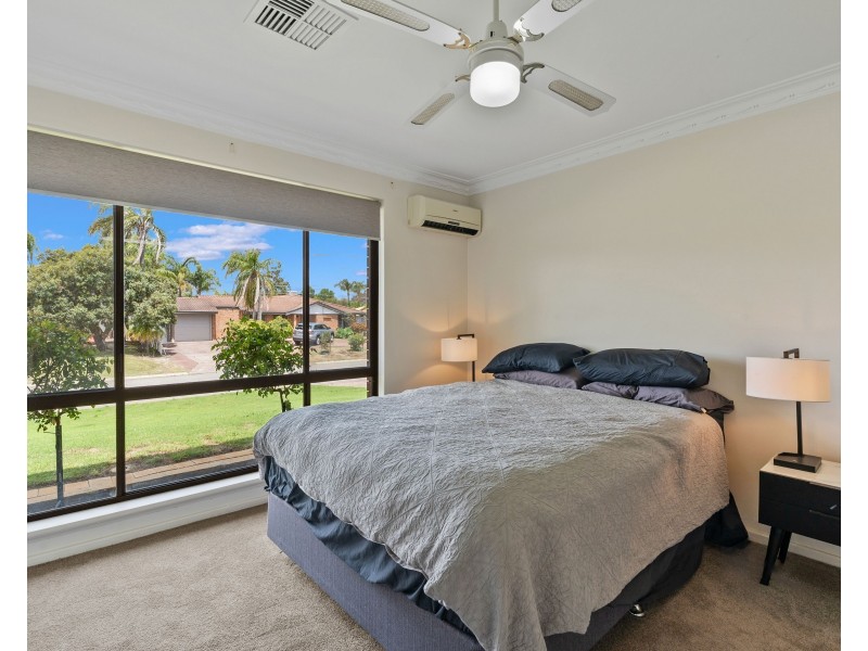 15 Florey Place, Huntingdale WA 6110