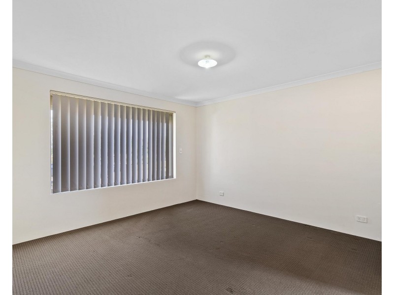 10 Keelia Vale, Lakelands WA 6180