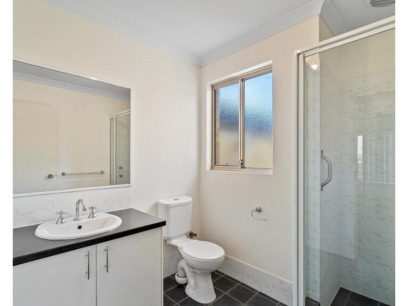 10 Keelia Vale, Lakelands WA 6180