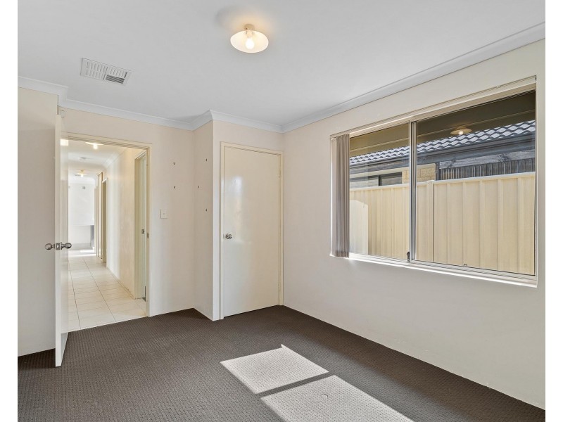 10 Keelia Vale, Lakelands WA 6180