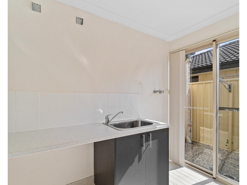 10 Keelia Vale, Lakelands WA 6180