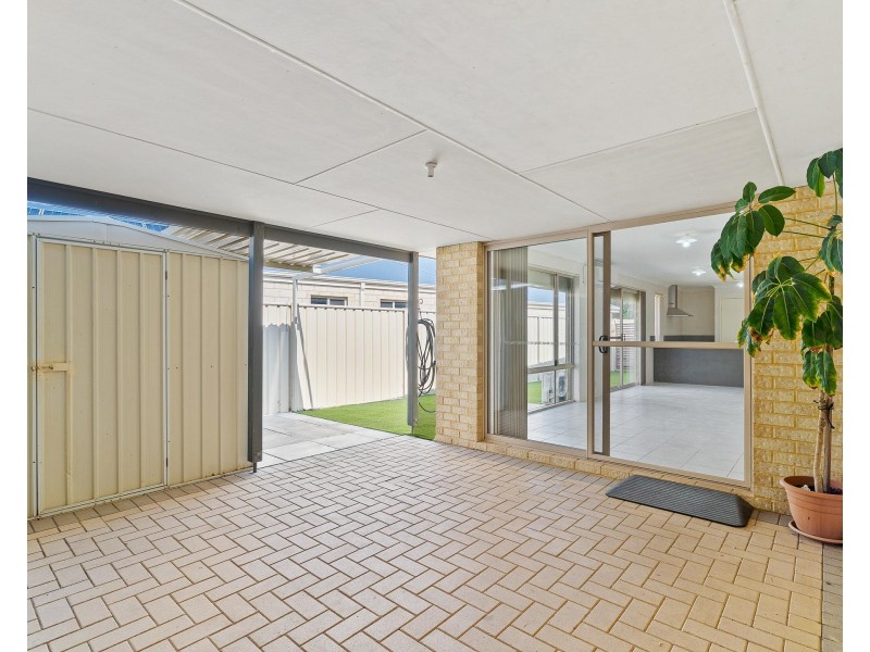 10 Keelia Vale, Lakelands WA 6180
