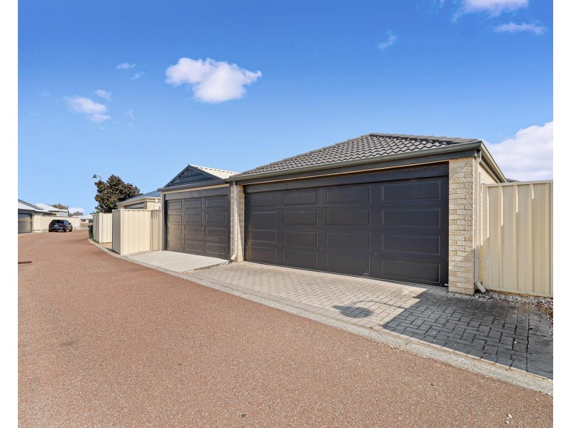 10 Keelia Vale, Lakelands WA 6180