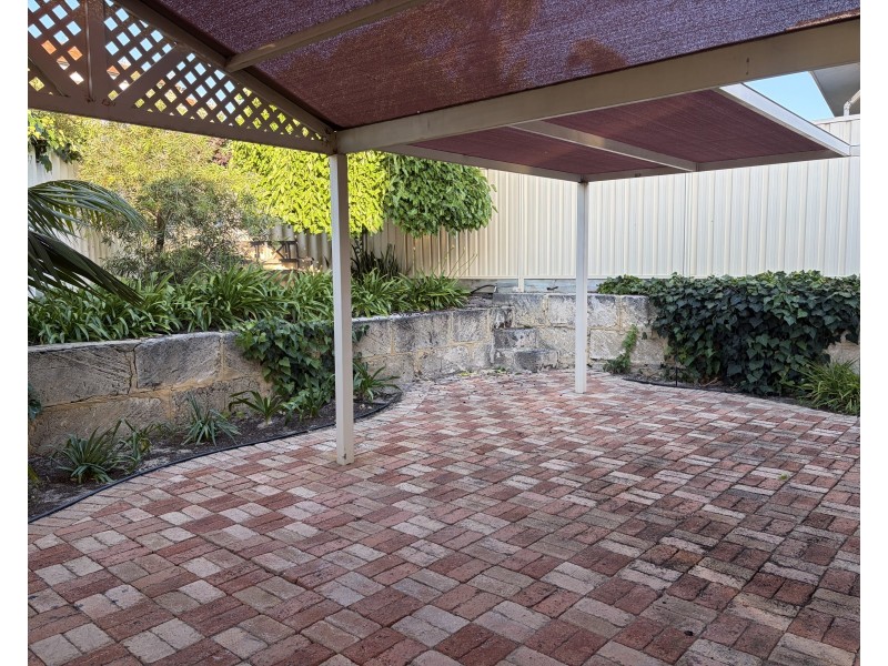 6 Astra Court, Ocean Reef WA 6027