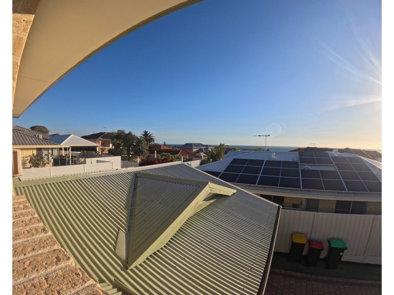 6 Astra Court, Ocean Reef WA 6027