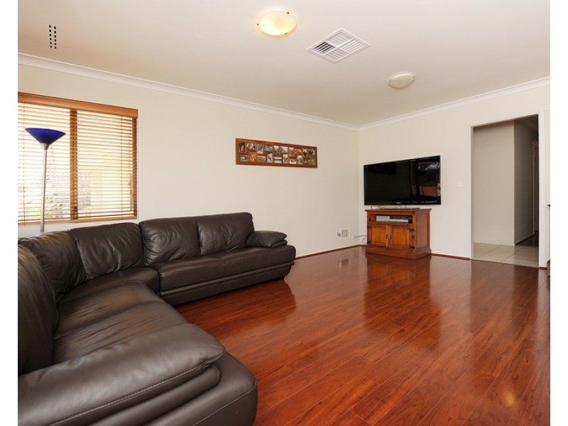 76 DARLEY CIRCLE, Bull Creek WA 6149