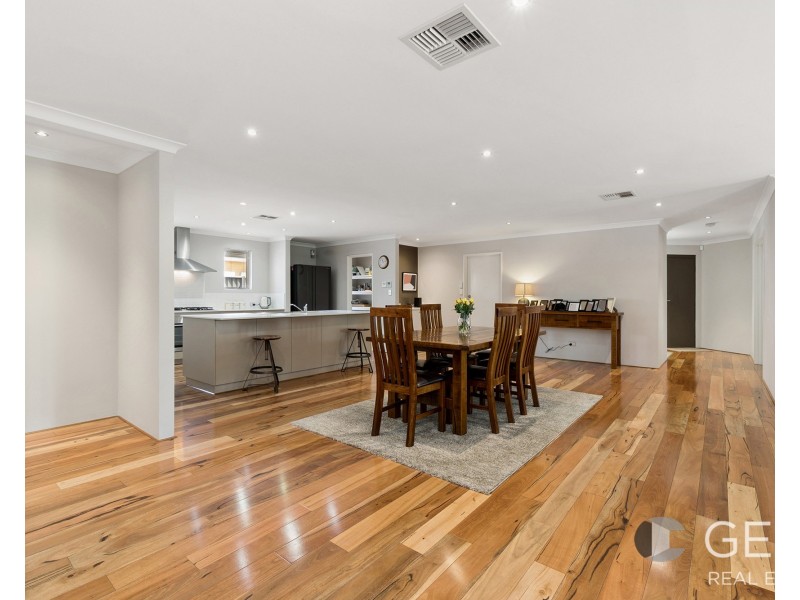1 Summerville Bvd, Caversham WA 6055