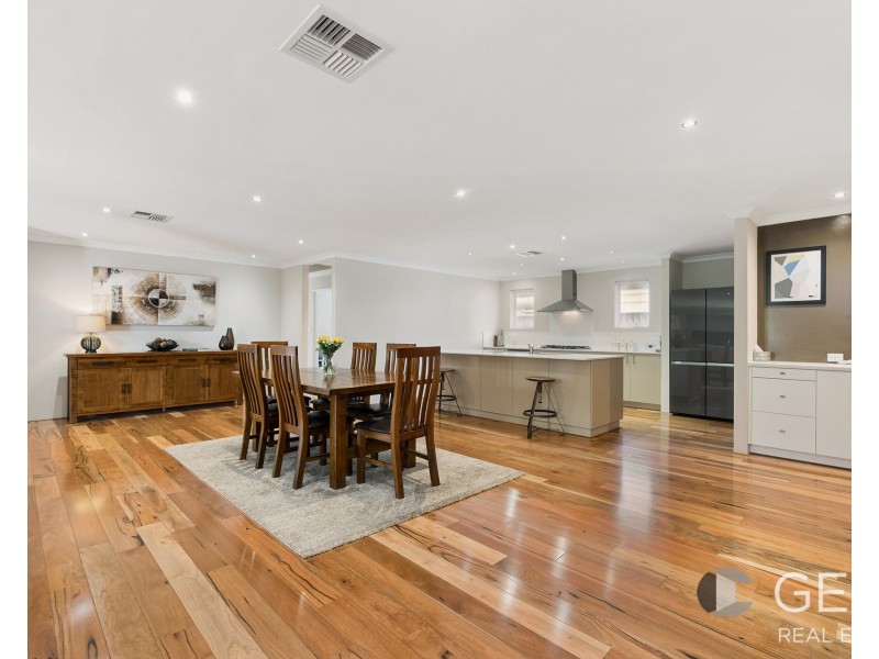 1 Summerville Bvd, Caversham WA 6055