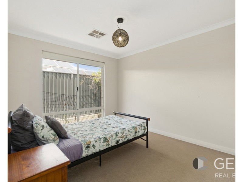 1 Summerville Bvd, Caversham WA 6055