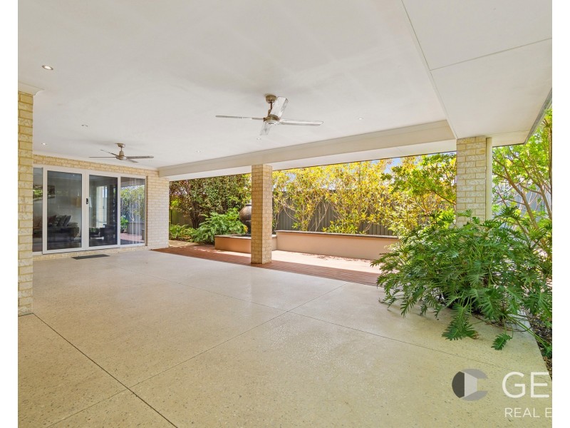 1 Summerville Bvd, Caversham WA 6055