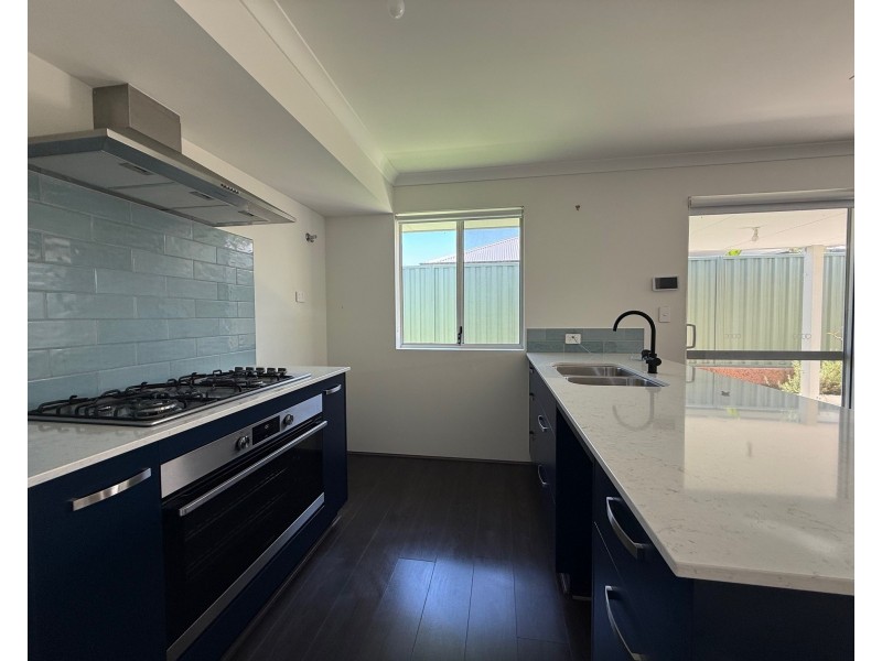 22 Splendour Avenue, Henley Brook WA 6055