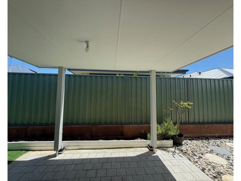 22 Splendour Avenue, Henley Brook WA 6055