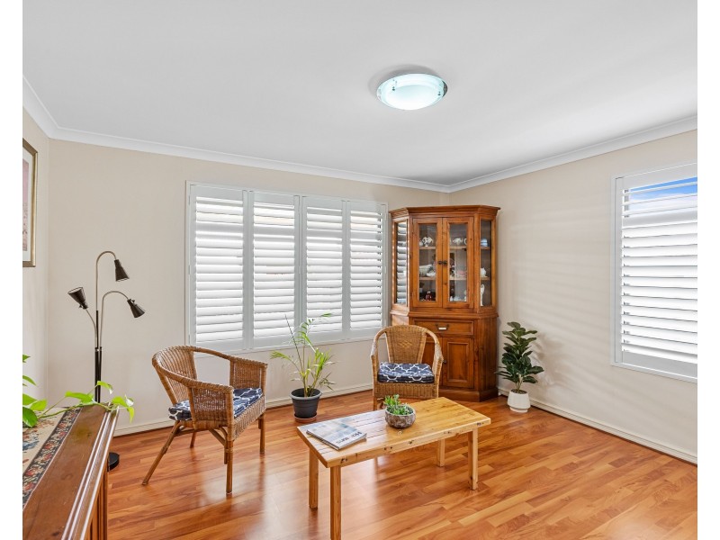 9 Syme Road, Alexander Heights WA 6064