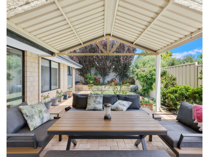 9 Syme Road, Alexander Heights WA 6064