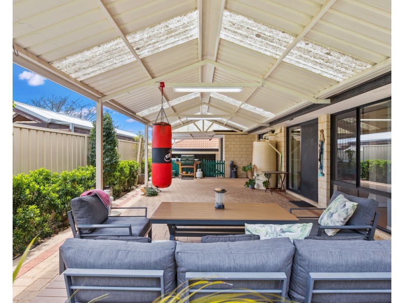 9 Syme Road, Alexander Heights WA 6064